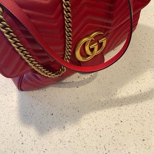 GG Marmont LARGE  matelassé shoulder bag